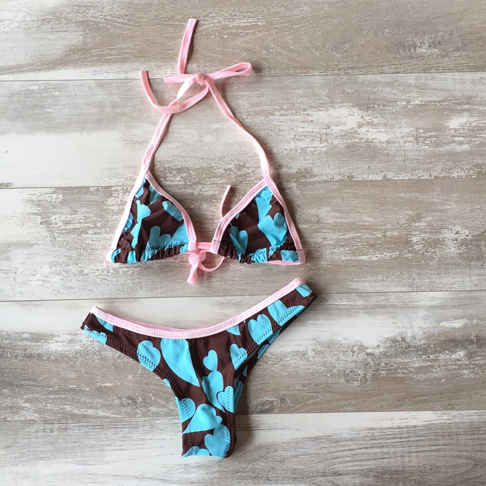 NWT HANDMADE TWO PIECE BLUE HEART BIKINI MEDIUM